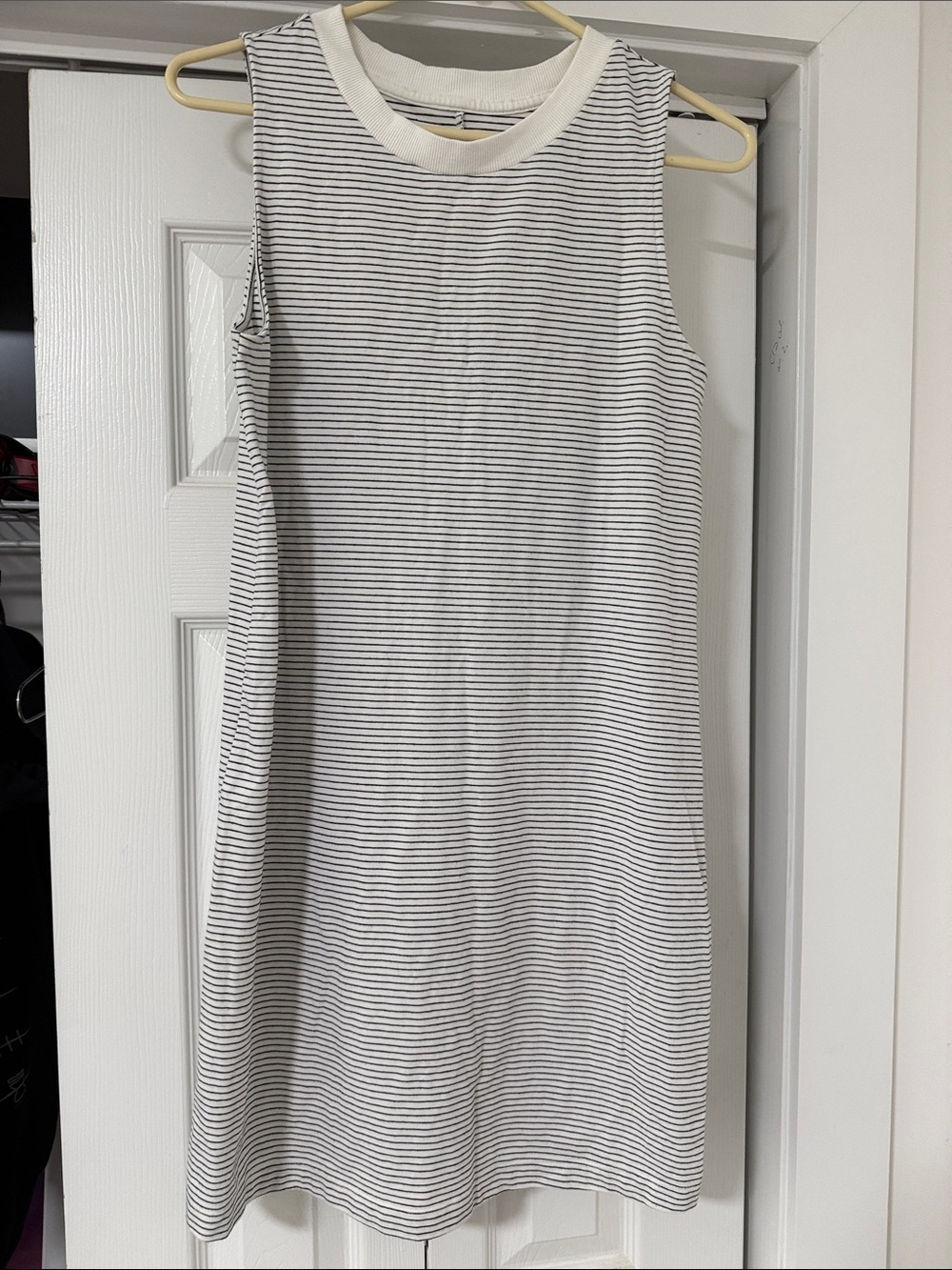 a new day Black and White Sleeveless Striped Shift Dress